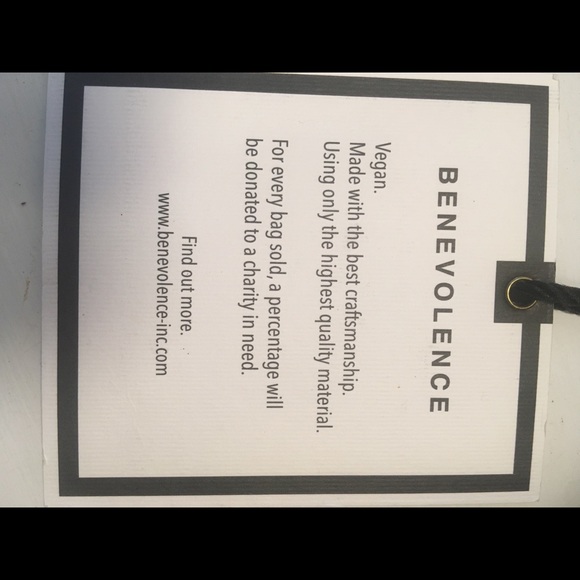 NWT Benevolence Wallet. Vegan, tons of pockets, double zipper - Picture 7 of 7